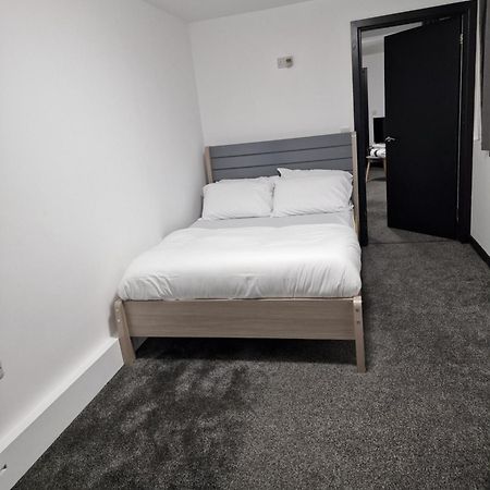 Ckb Flat- Comfort, Cosy, And Secure! Codsall Eksteriør bilde