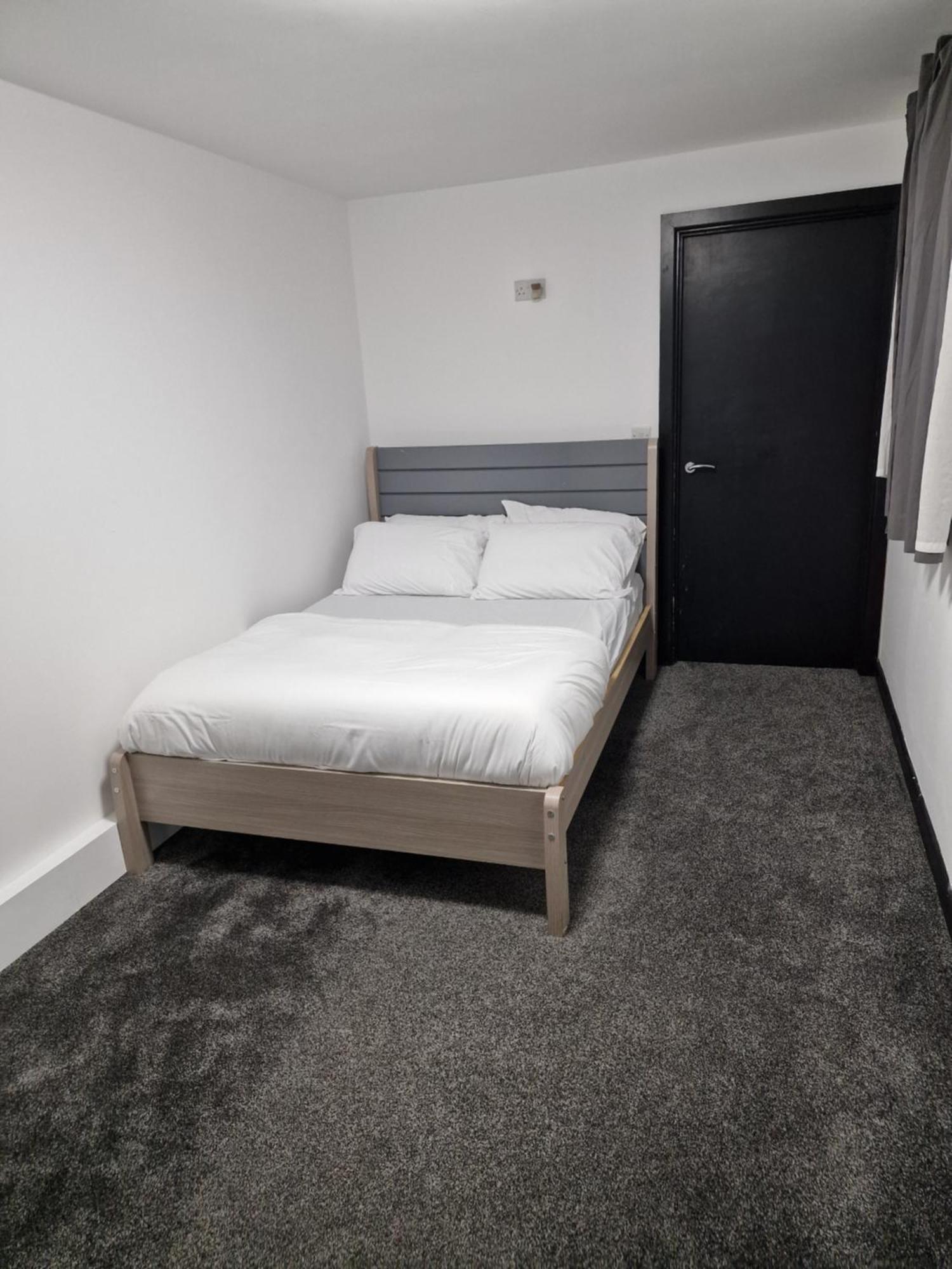 Ckb Flat- Comfort, Cosy, And Secure! Codsall Eksteriør bilde