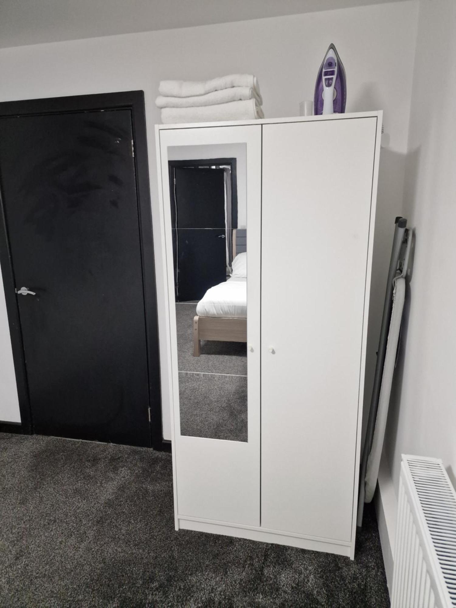 Ckb Flat- Comfort, Cosy, And Secure! Codsall Eksteriør bilde